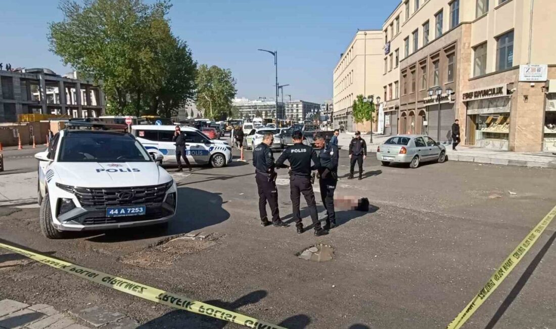 Malatya’nın merkezinde meydana gelen olayda, eski eşini Akpınar Meydanı –
