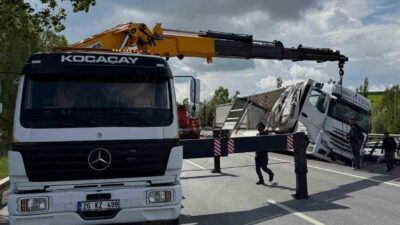 Afyonkarahisar’da, Sinanpaşa ilçesine bağlı Düzağaç beldesi yakınlarında meydana gelen bir