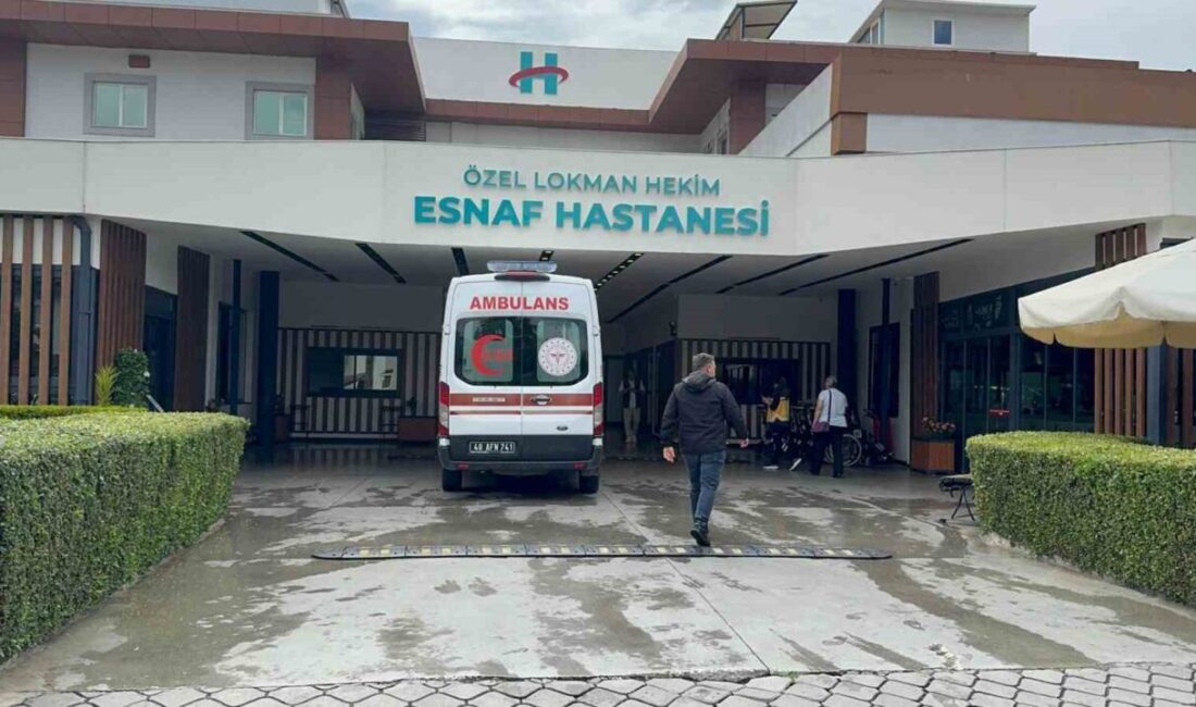 Fethiye Belediye Başkanı Alim Karaca, ayağından yaralanan silahlı saldırı sonucunda