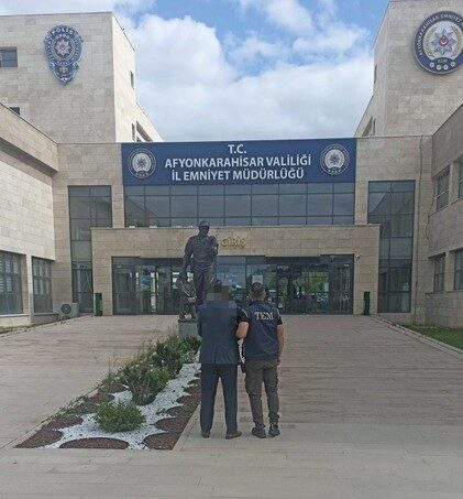 Afyonkarahisar’da, Fethullahçı Terör Örgütüne (FETÖ) üye olmaktan aranan bir şahıs,