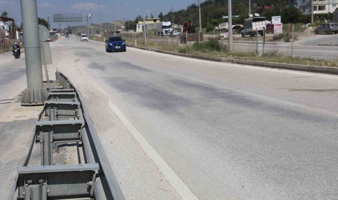 Hatay’ın Antakya ilçesine bağlı Narlıca Mahallesi’nde, gece saatlerinde yaklaşık 200