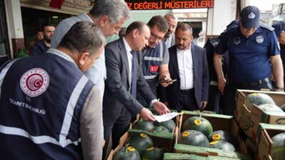 Gaziantep’te Kurban Bayramı öncesi sebze ve meyve hallerinde denetimler sıkılaştırıldı.