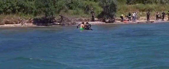 Gelibolu ilçesinde yüzerken kaybolan 17 yaşındaki Y.D., Sahil Güvenlik Batı