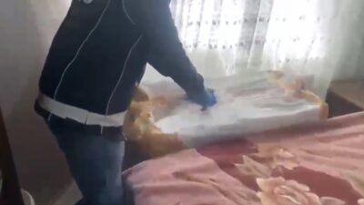 Samsun’un İlkadım ilçesinde, ev sahibinin emanet ettiği evi uyuşturucu hap