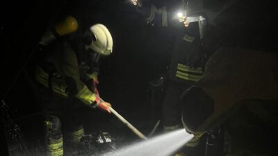 Antakya ilçesinde meydana gelen ev yangını hızlı bir şekilde kontrol
