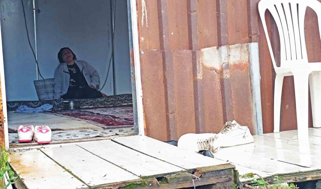 Hatay’da şiddetli yağışın neden olduğu heyelan sonucu 15 yaşındaki oğlu