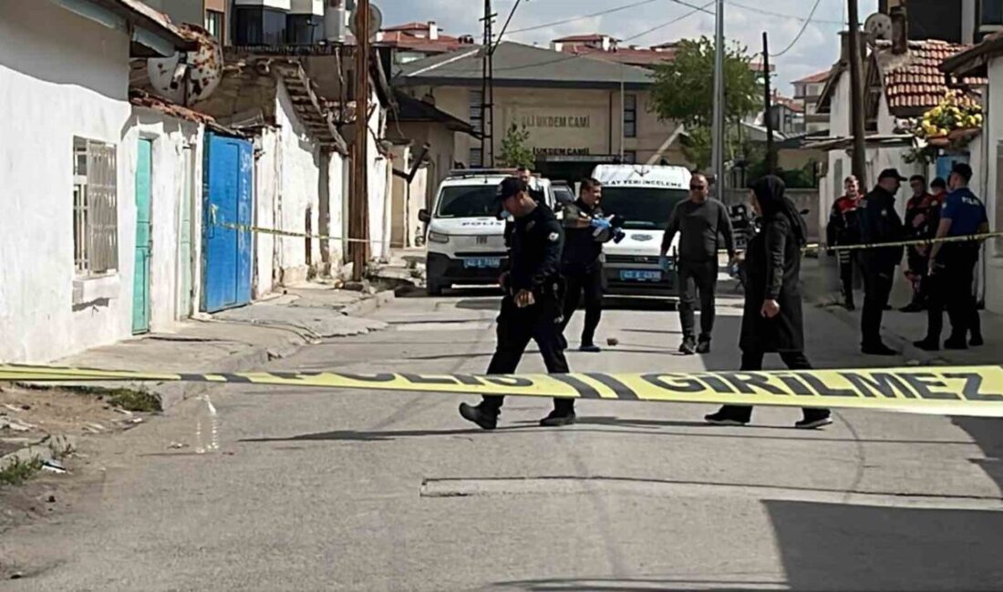 Konya’da Doğuş Mahallesi’nde meydana gelen sokak kavgasında bir genç, silahla