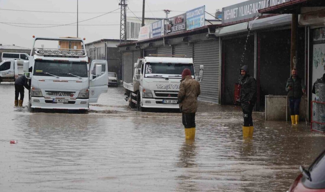 Iğdır ilinde şiddetli yağışlar sonucunda Küçük Sanayi Sitesi’nde su baskınları