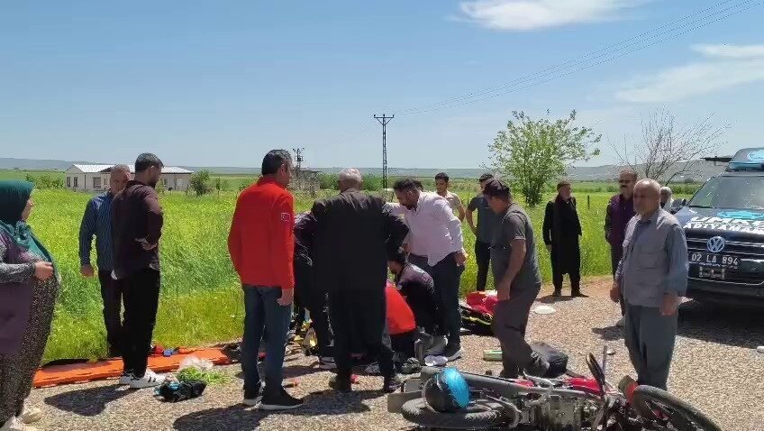 Adıyaman’da meydana gelen bir trafik kazasında iki motosiklet çarpıştı ve