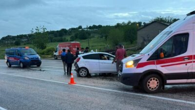 Adıyaman’da meydana gelen trafik kazasında 3 kişi yaralandı. Kazaya göre,