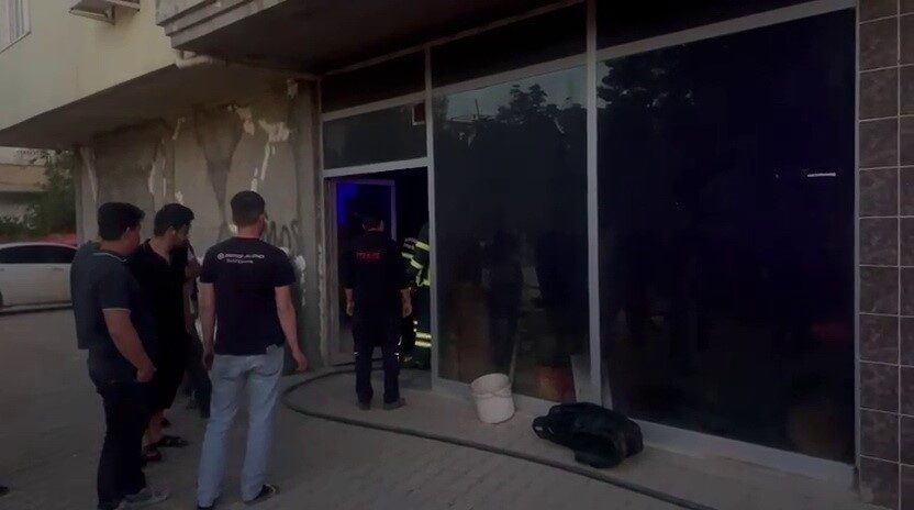 Adıyaman’da bir iş yerinde meydana gelen yangın hasara yol açtı.