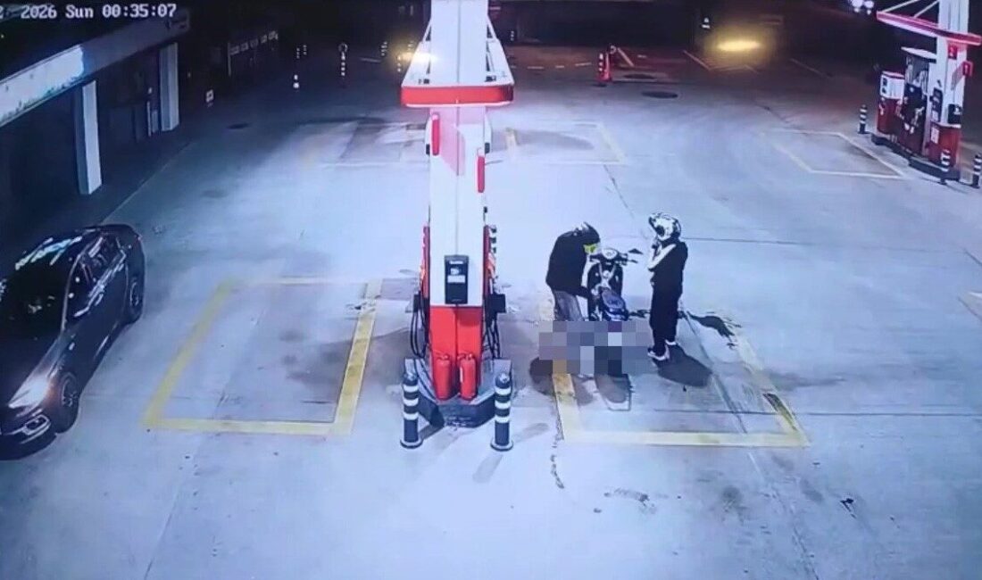 Kocaeli’deki bir iş yerine motosikletli kişiler tarafından gerçekleştirilen silahlı saldırıya