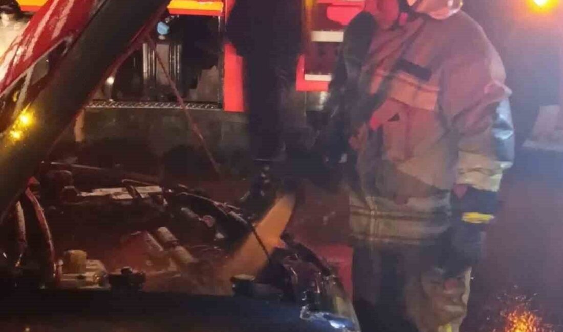 Hatay’ın İskenderun ilçesinde Meydan Mahallesi’nde seyir halindeki bir otomobilde motor