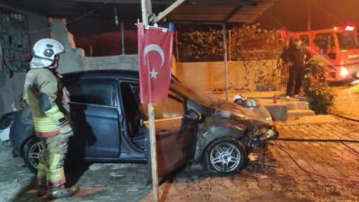 Hatay’da, İskenderun ilçesine bağlı Muradiye Mahallesi’nde park halindeyken bir otomobilde
