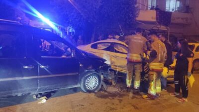 Hatay’ın İskenderun ilçesinde meydana gelen trafik kazasında, bir otomobil ile