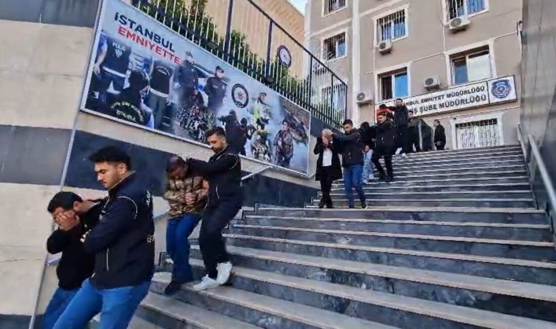İstanbul merkezli 5 ilde düzenlenen “change” araç operasyonunda, polis ekipleri