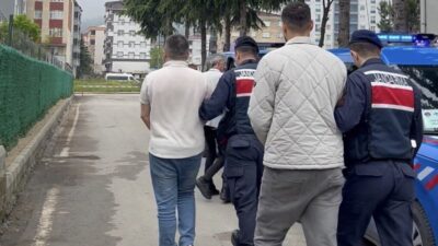 Samsun’un Tekkeköy ilçesindeki jandarma operasyonunda, çok sayıda uyuşturucu madde ve