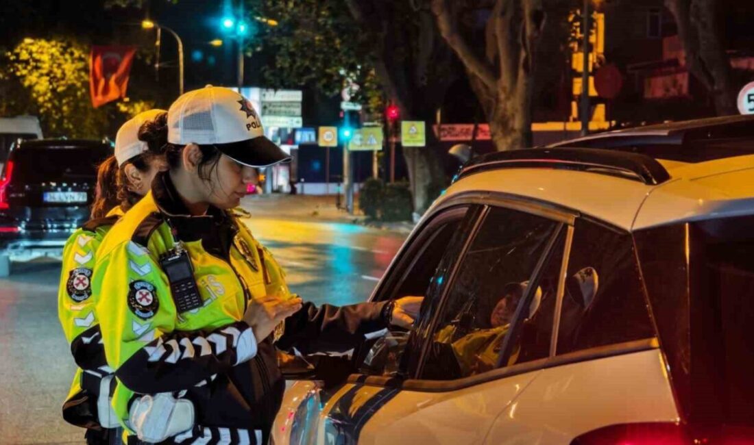 Kadıköy ilçesinde Kurban Bayramı dolayısıyla meydana gelen yoğunluk sonrasında trafik