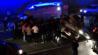 Kahramanmaraş’ta bir otomobil, Onikişubat ilçesi Batı Çevre Yolu Hal Kavşağı