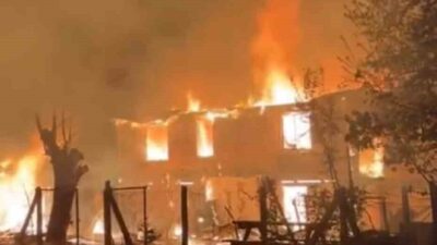 Karabük’ün Eskipazar ilçesine bağlı Sofular köyünde meydana gelen yangında 2