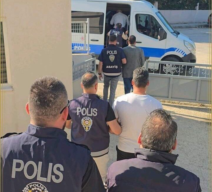 Karacabey İlçe Emniyet Müdürlüğü ekipleri tarafından aranması bulunan şahıslara yönelik