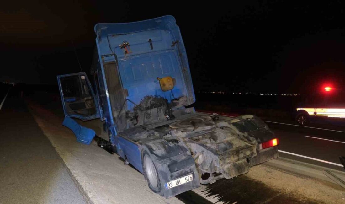 Karaman’da meydana gelen trafik kazasında bir tırın bariyerlere çarpması sonucu