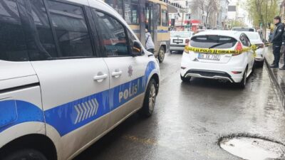 Kars’ın merkezi Faikbey Caddesi’nde meydana gelen olayda, iki kişi arasında