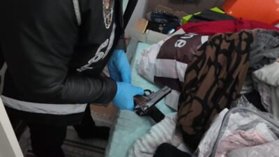 Kastamonu ilinde polis ekipleri tarafından gerçekleştirilen bir tefecilik operasyonunda 3