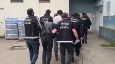 Kastamonu’da yaklaşan bayram öncesi düzenlenen eş zamanlı operasyonlarda 4 ayrı