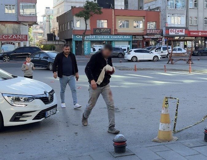 Kurban Bayramı dolayısıyla Kayseri’de kurban kesiminde yaralanan acemi kasaplar, hemen