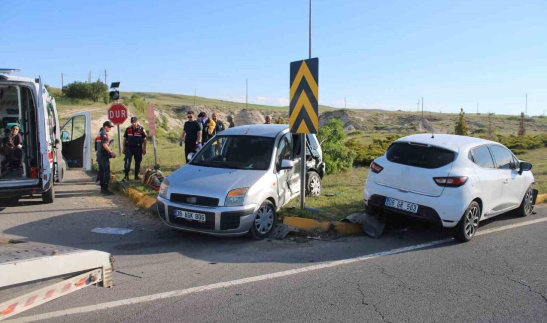 Kayseri-Kırşehir karayolunda meydana gelen trafik kazasında, 1’i ağır olmak üzere