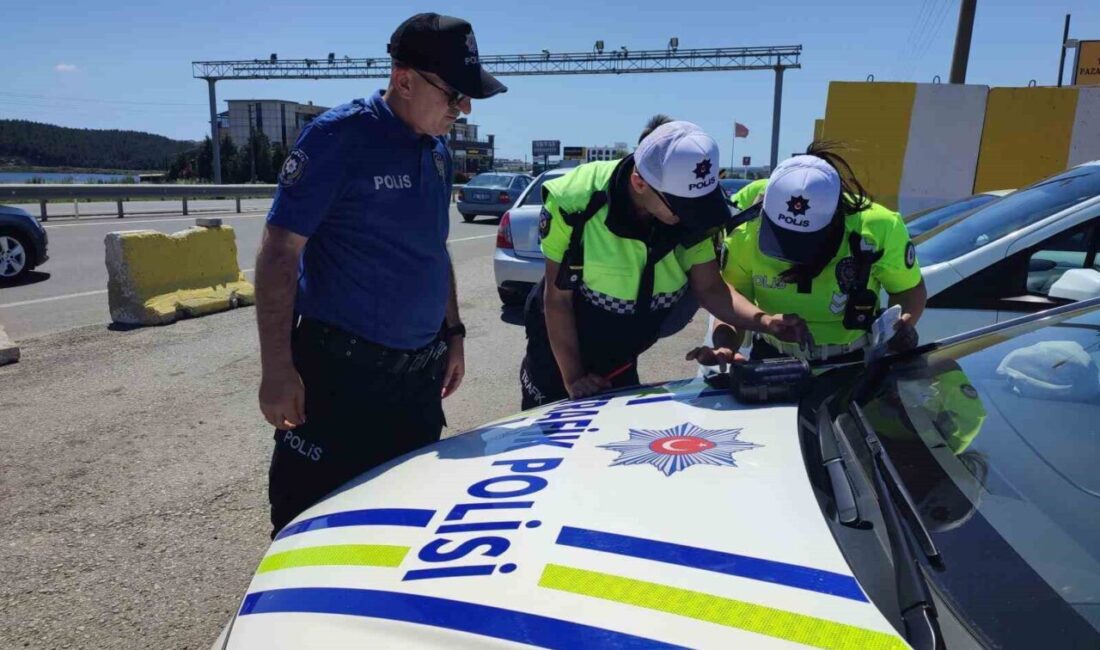 Keşan ilçesine bağlı Edirne’de trafik ekipleri tarafından şehir girişinde denetim