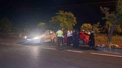 Kilis’te, Öncüpınar Gümrük Kapısı yolunda meydana gelen trafik kazasında 2