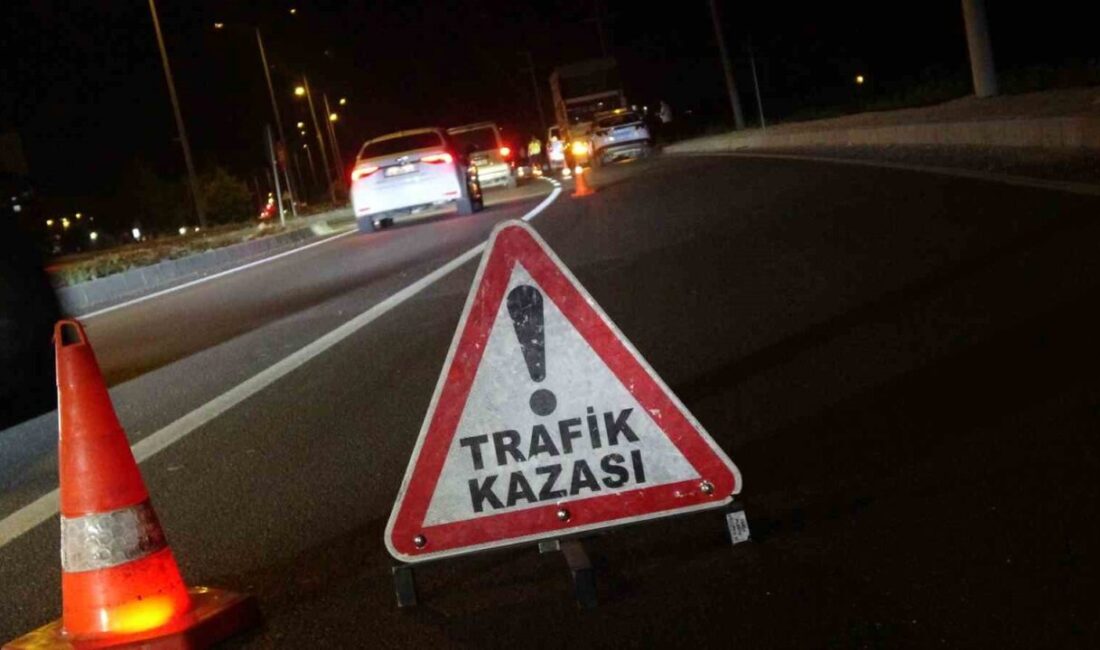 Kilis’te meydana gelen trafik kazasında motosiklet ve otomobil çarpıştı, sonucunda