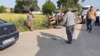 Kırıkhan ilçesinde bir traktör, tırla çarpışarak devrildi ve traktör sürücüsü