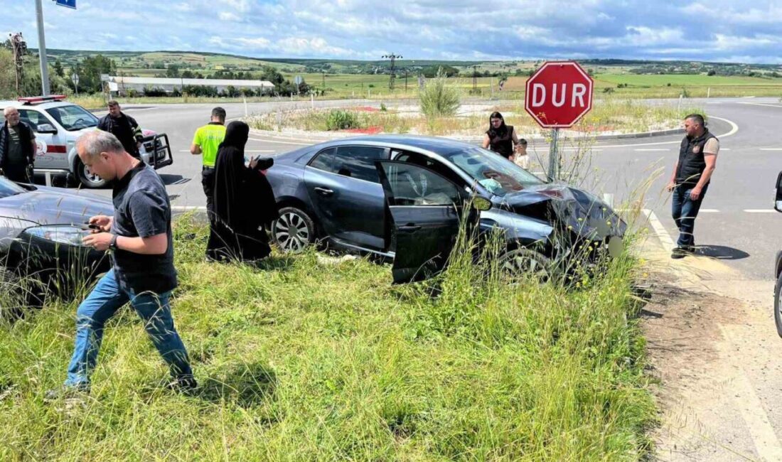 Vize ilçesinde meydana gelen trafik kazasında, 6 kişi yaralandı. Kaza,