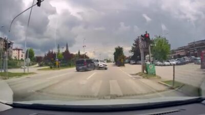 Safranbolu ilçesinde meydana gelen bir trafik kazası, kırmızı ışık ihlali