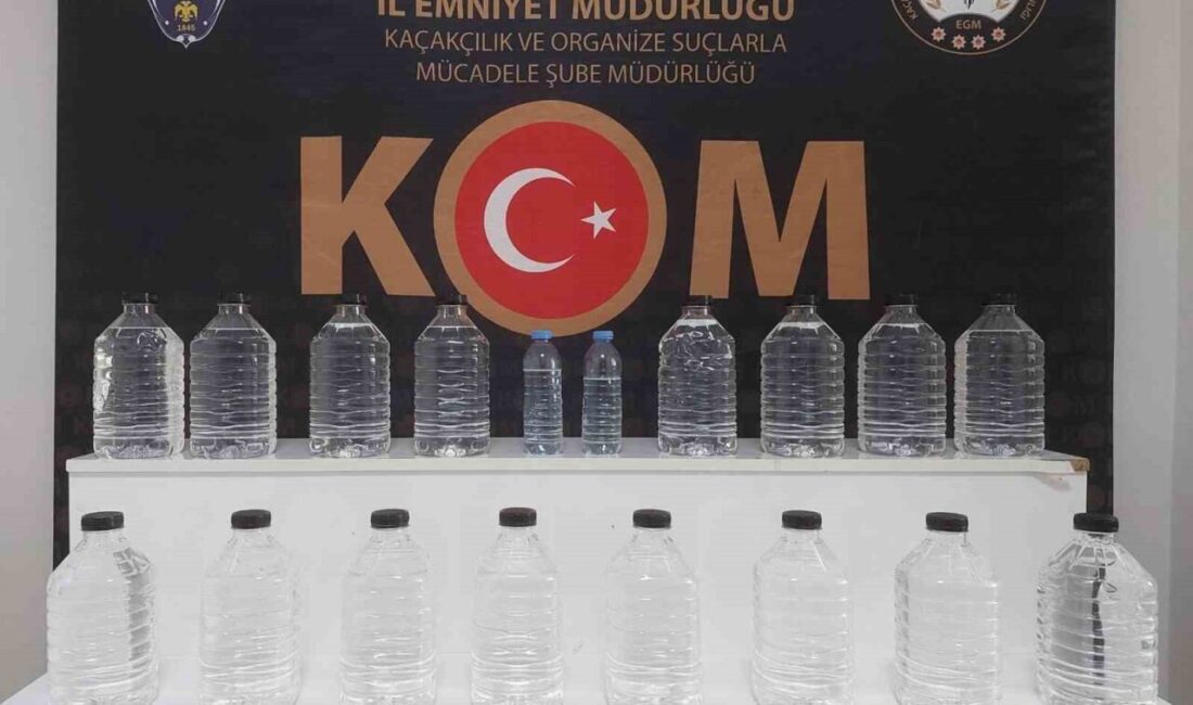 Kırşehir’de polis ekipleri, durdurdukları bir araçta 1 litre el yapımı