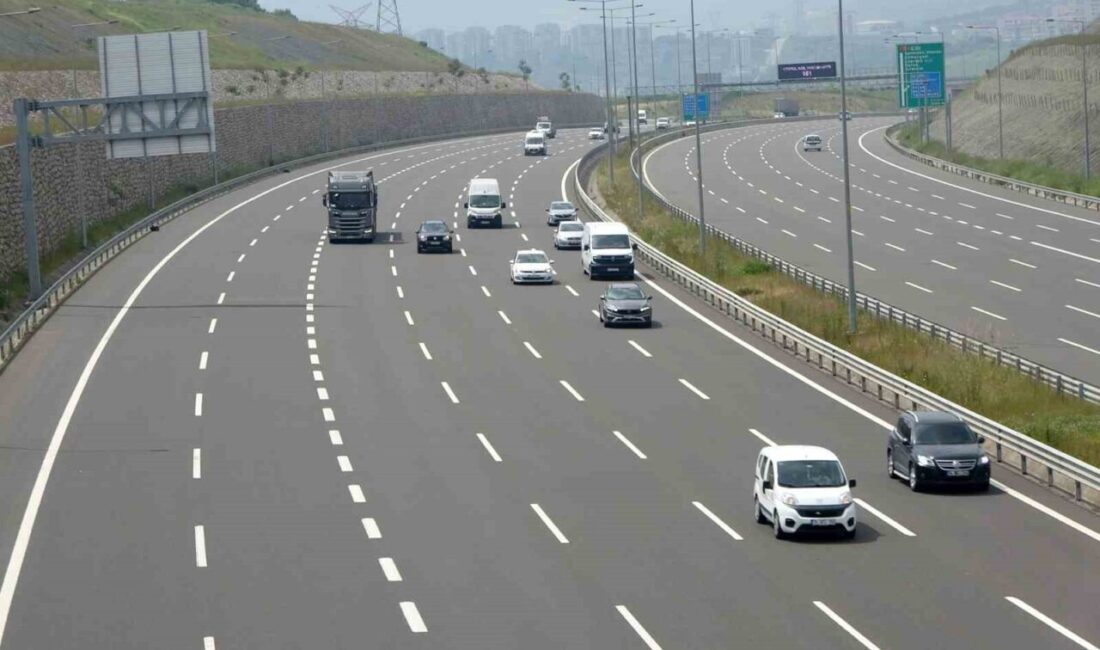 Kurban Bayramı tatilini memleketlerinde veya tatil beldelerinde geçirmeyi planlayan vatandaşlar