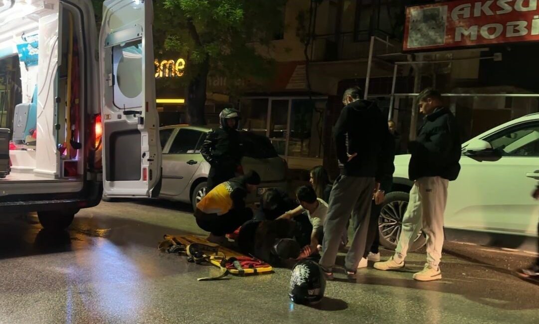 Burdur’da, yağmurun neden olduğu kaygan bir yolda motosiklet sürücüsünün kontrolünü