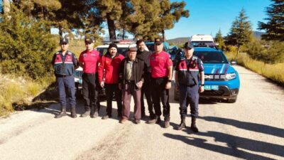Antalya’nın Korkuteli ilçesinde evinden ayrılarak kaybolan 73 yaşındaki alzheimer hastası