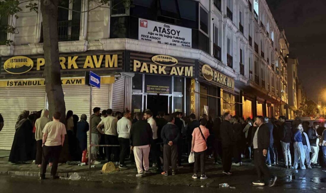 Küçükçekmece’de bulunan bir iş yerinde meydana gelen yangında dumandan etkilenen