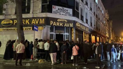 Küçükçekmece’de bulunan bir iş yerinde meydana gelen yangında dumandan etkilenen