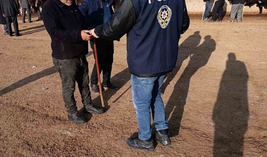 Kurban Bayramı öncesinde Ağrı’da polis ekipleri, vatandaşların huzur ve güvenliğini