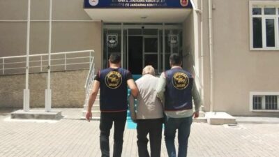 Kütahya İl Jandarma Komutanlığı, aranan kişilerin yakalanması amacıyla Jandarma Suç