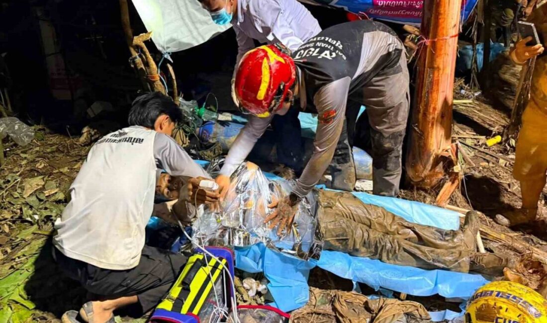 Laos’un Xaisomboun eyaletine bağlı Long Chaeng bölgesinde bir mağarada mahsur
