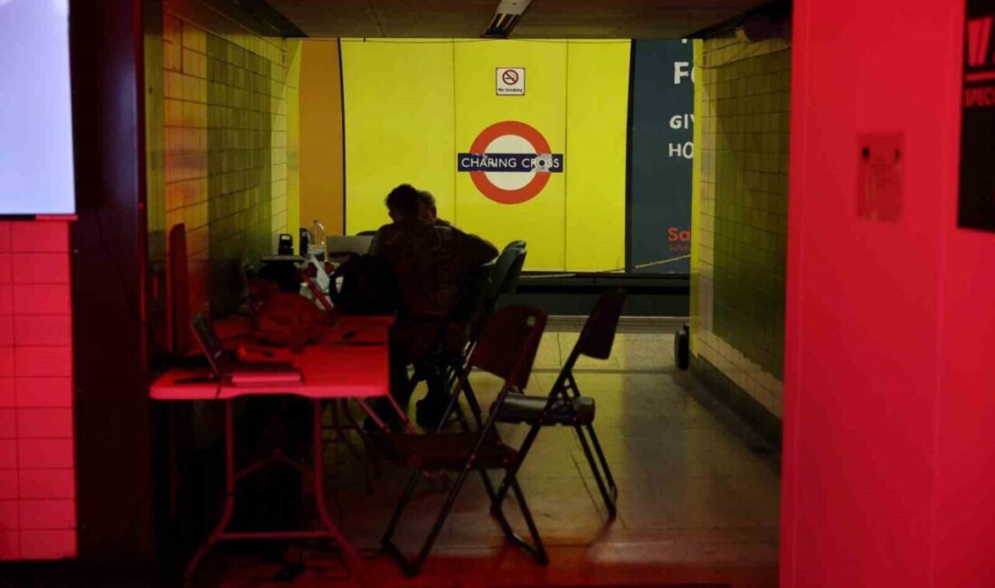 İngiltere Savunma Bakanlığı, Londra’da kullanılmayan bir metro istasyonunun, ABD, Fransa
