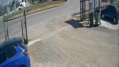 Evrensekiz beldesi sapağı kavşağında meydana gelen trafik kazasında, jandarma aracının