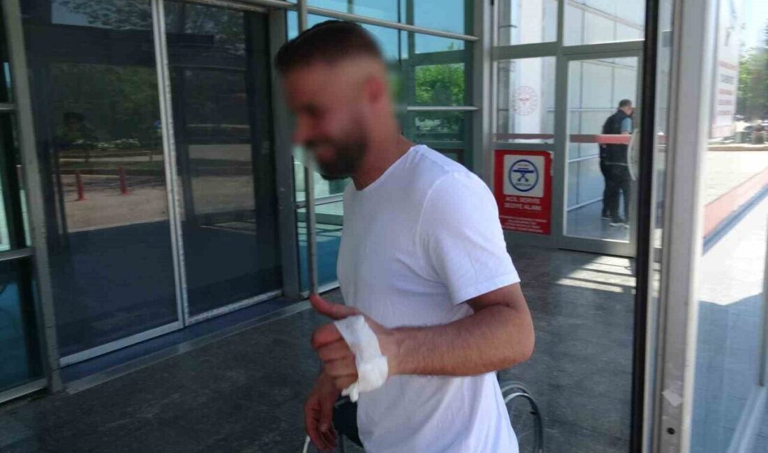 Malatya’da, Kurban Bayramı’nın ilk gününde bayram namazının ardından kesim alanlarında