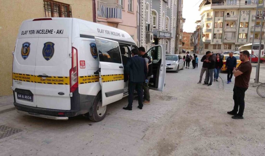 Malatya’nın Battalgazi ilçesinde, yalnız yaşayan 61 yaşındaki bir adamın evinde